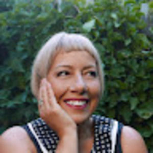 Meet your Posher, Julie-anne